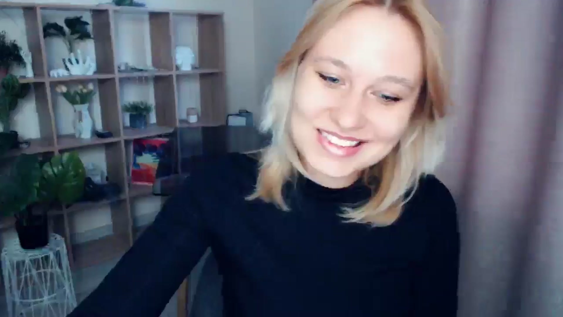 Gallery image thumbnail from Kukla_kolduna's myfreecams stream on, 04/10/2025, 15:57 image 15 of 20
