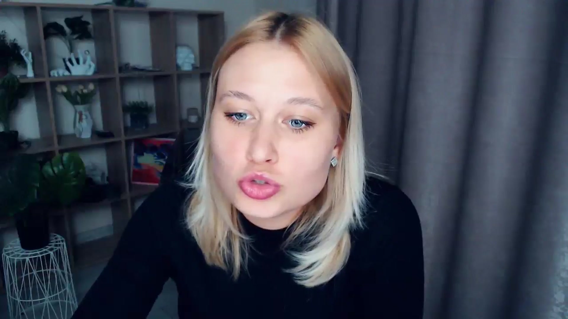 Gallery image thumbnail from Kukla_kolduna's myfreecams stream on, 04/10/2025, 17:15 image 15 of 20