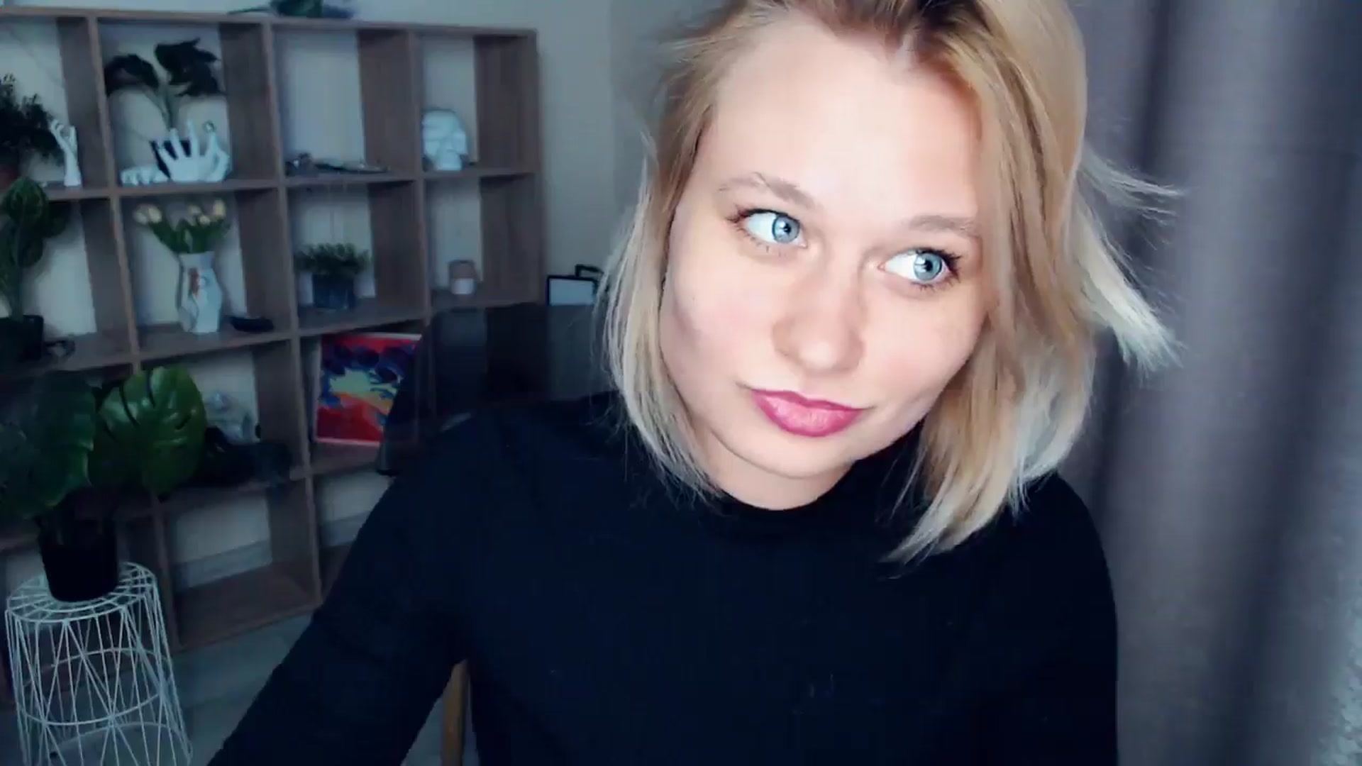 Gallery image thumbnail from Kukla_kolduna's myfreecams stream on, 04/10/2025, 17:15 image 6 of 20