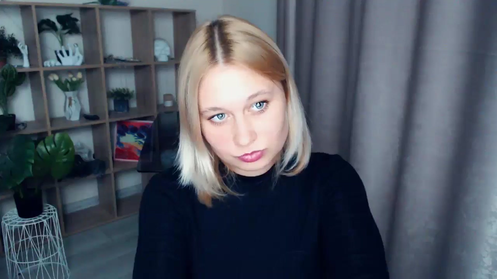Gallery image thumbnail from Kukla_kolduna's myfreecams stream on, 04/10/2025, 18:04 image 18 of 20