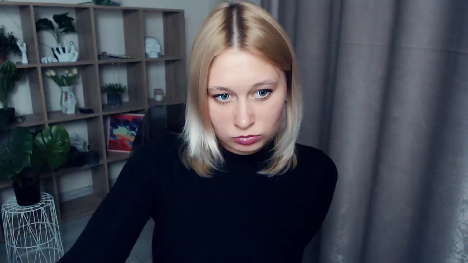 Gallery image thumbnail from Kukla_kolduna's myfreecams stream on, 04/10/2025, 18:04 image 6 of 20