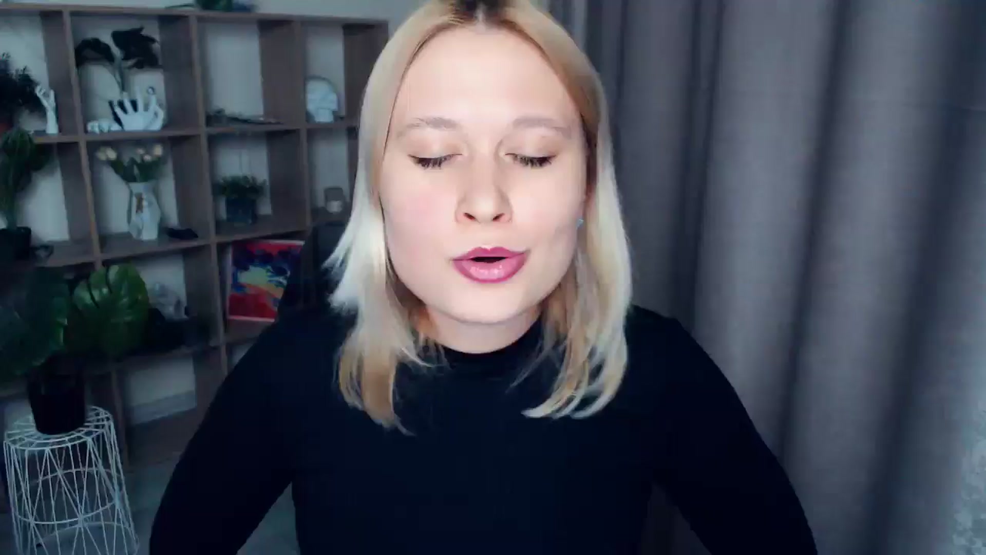 Gallery image thumbnail from Kukla_kolduna's myfreecams stream on, 04/10/2025, 18:04 image 20 of 20