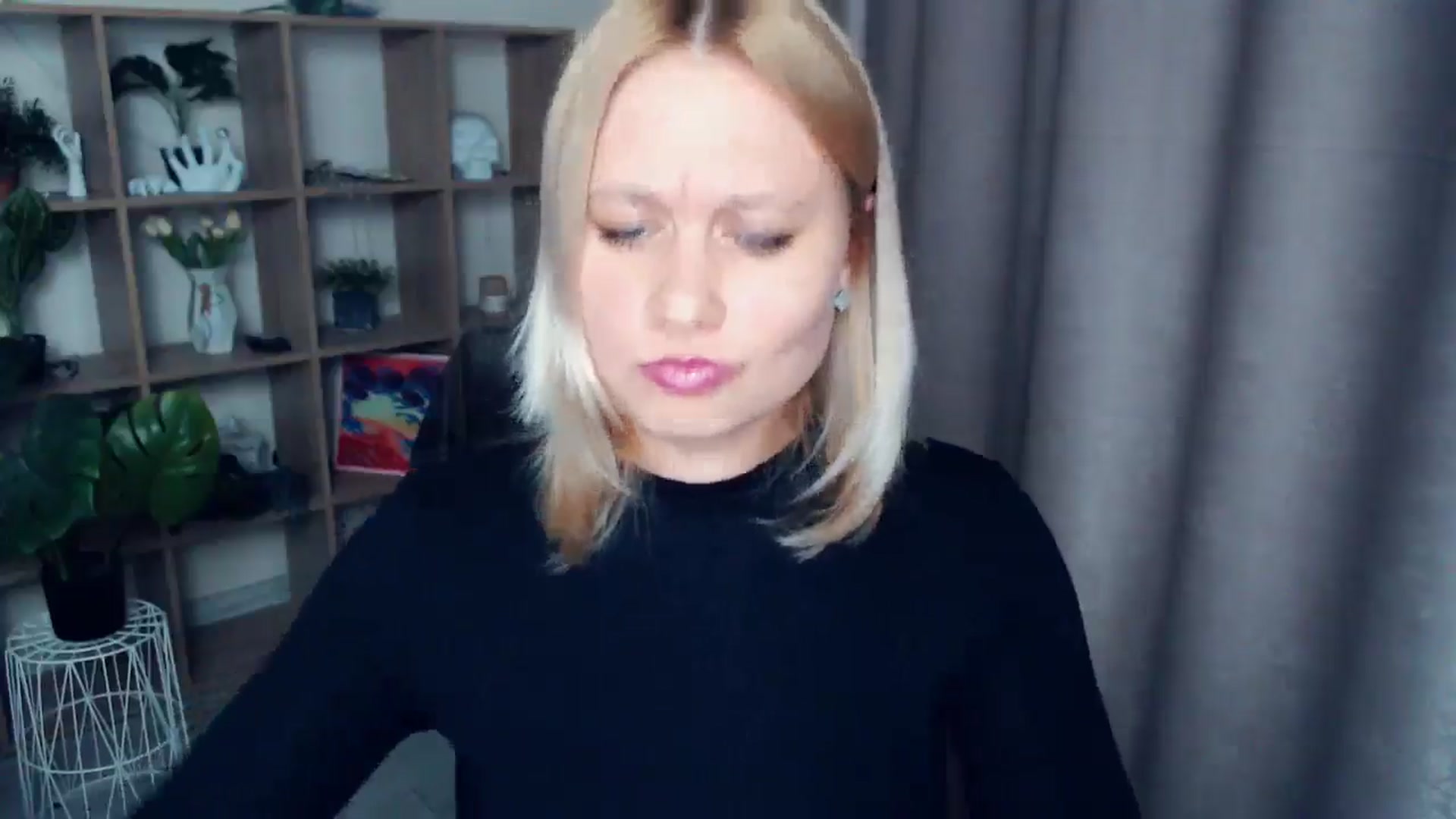 Gallery image thumbnail from Kukla_kolduna's myfreecams stream on, 04/10/2025, 18:04 image 15 of 20