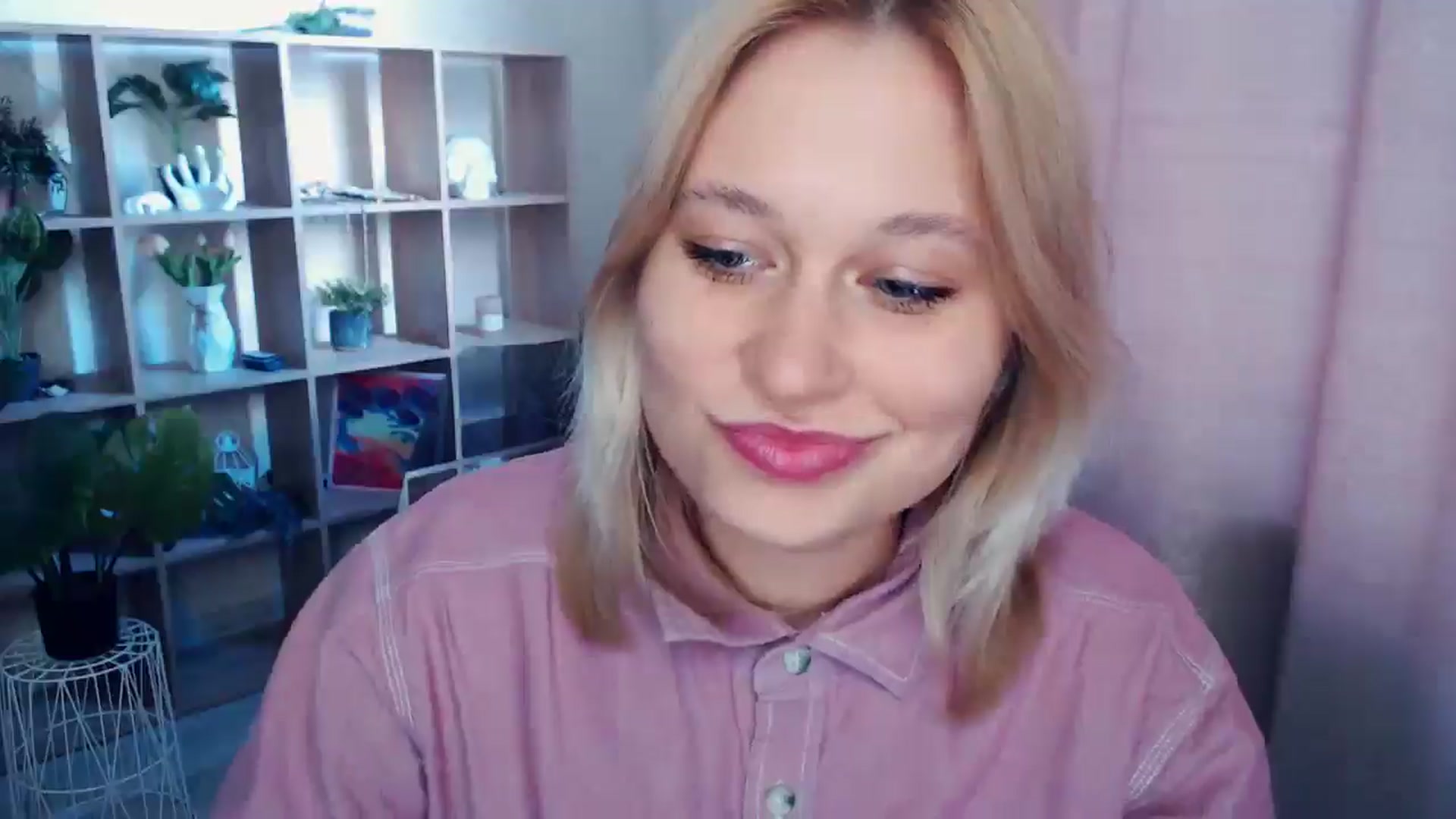 Gallery image thumbnail from Kukla_kolduna's myfreecams stream on, 04/11/2025, 16:18 image 5 of 20