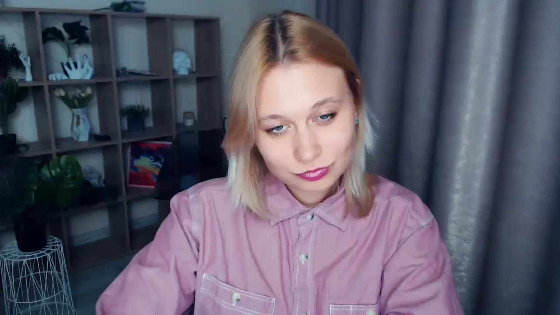 Gallery image thumbnail from Kukla_kolduna's myfreecams stream on, 04/11/2025, 17:34 image 3 of 20