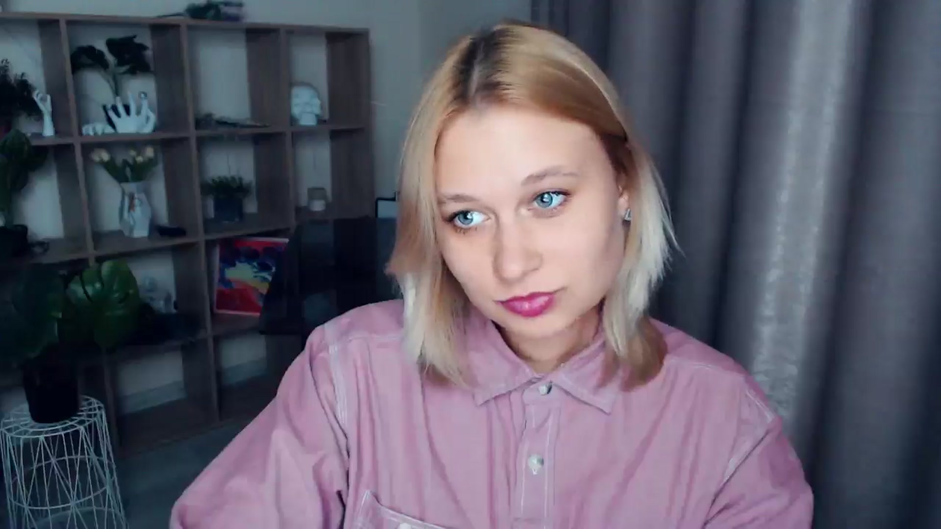 Gallery image thumbnail from Kukla_kolduna's myfreecams stream on, 04/11/2025, 17:34 image 8 of 20