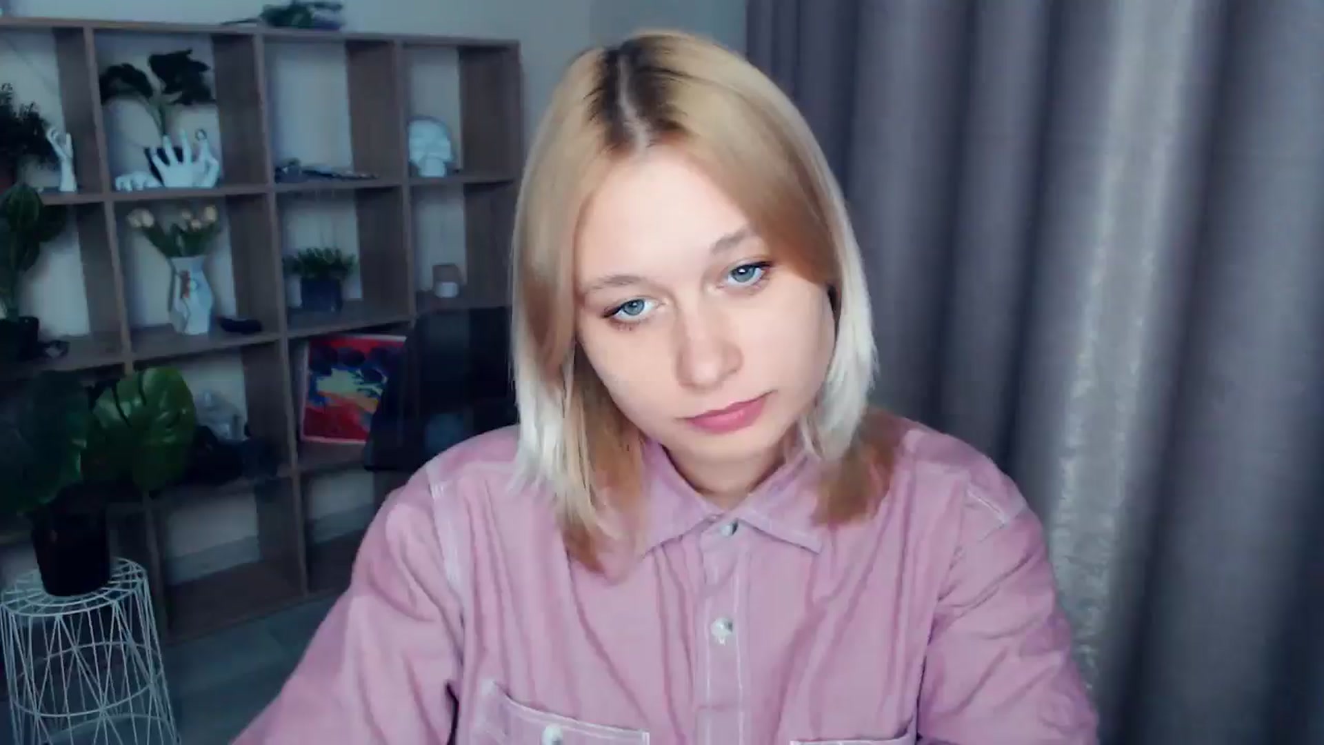Gallery image thumbnail from Kukla_kolduna's myfreecams stream on, 04/11/2025, 17:34 image 1 of 20