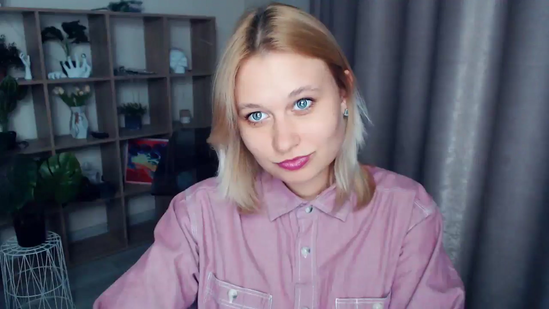 Gallery image thumbnail from Kukla_kolduna's myfreecams stream on, 04/11/2025, 17:34 image 4 of 20