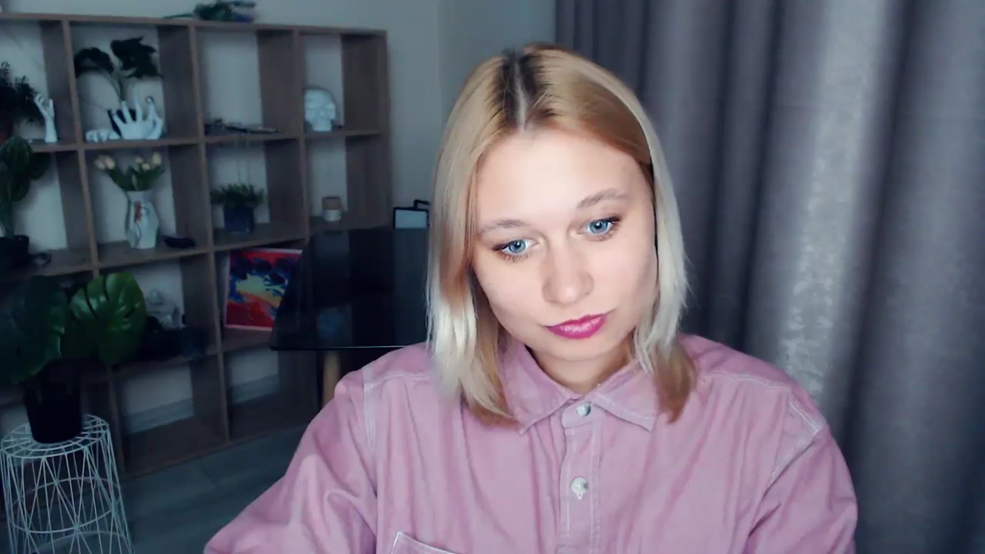 Gallery image thumbnail from Kukla_kolduna's myfreecams stream on, 04/11/2025, 17:34 image 18 of 20