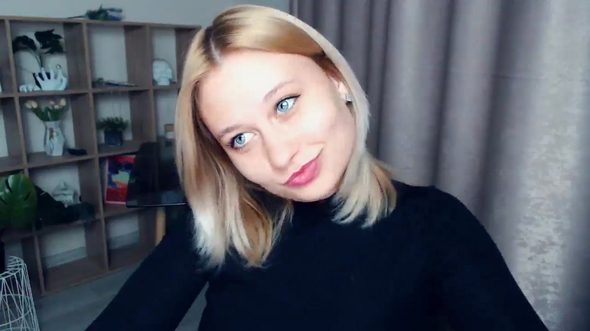 Gallery image thumbnail from Kukla_kolduna's myfreecams stream on, 04/12/2025, 18:27 image 18 of 20