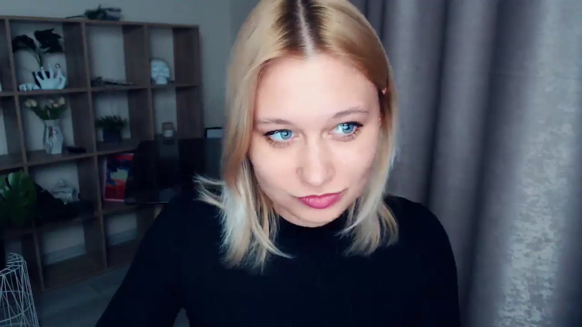Gallery image thumbnail from Kukla_kolduna's myfreecams stream on, 04/12/2025, 18:27 image 14 of 20