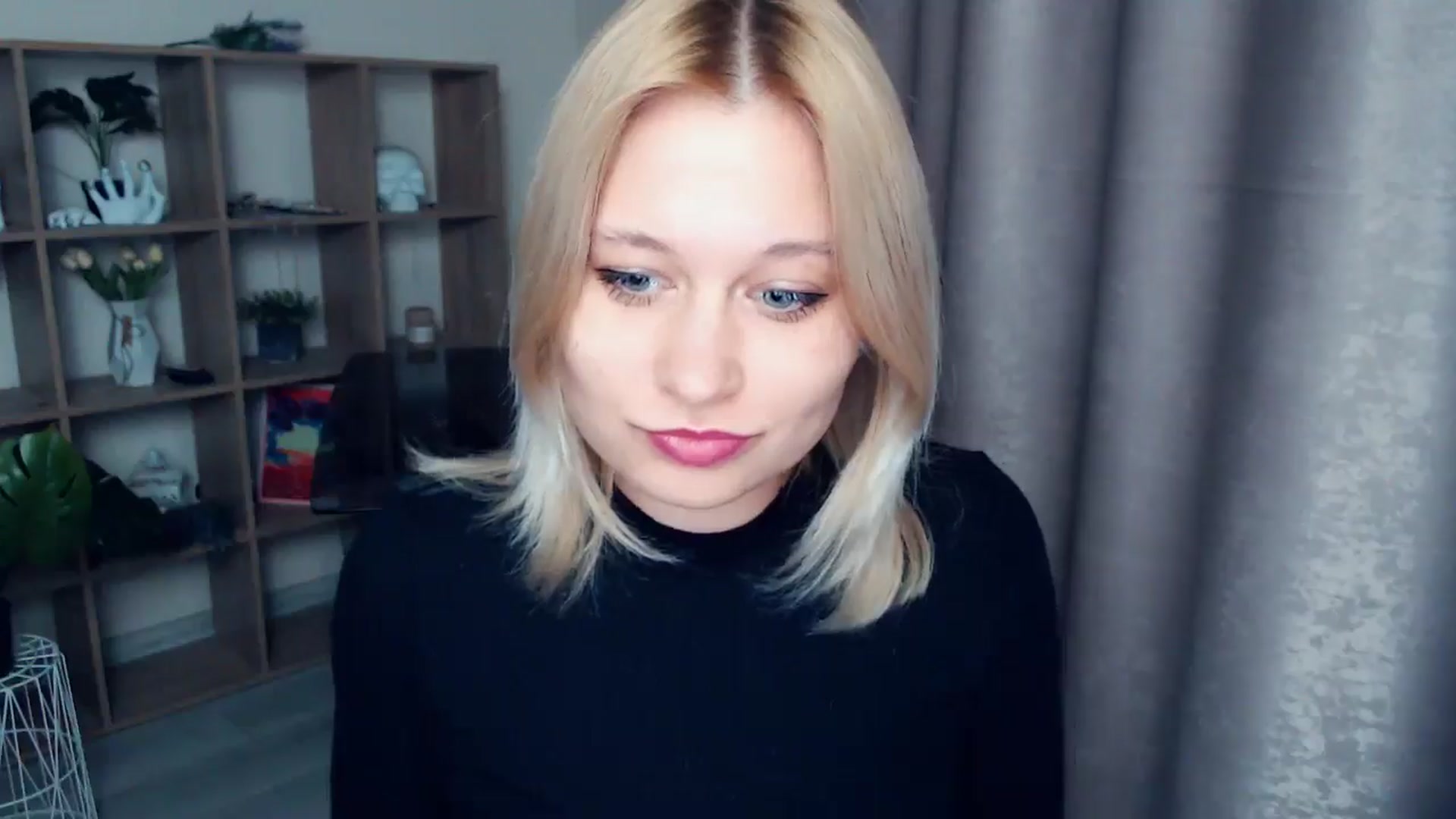 Gallery image thumbnail from Kukla_kolduna's myfreecams stream on, 04/12/2025, 18:27 image 4 of 20