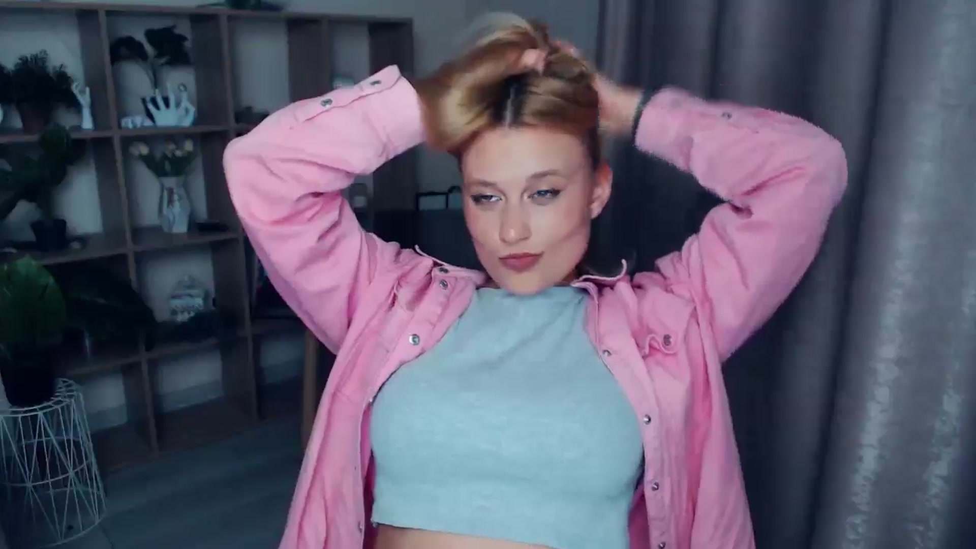 Gallery image thumbnail from Kukla_kolduna's myfreecams stream on, 04/16/2025, 18:03 image 9 of 20