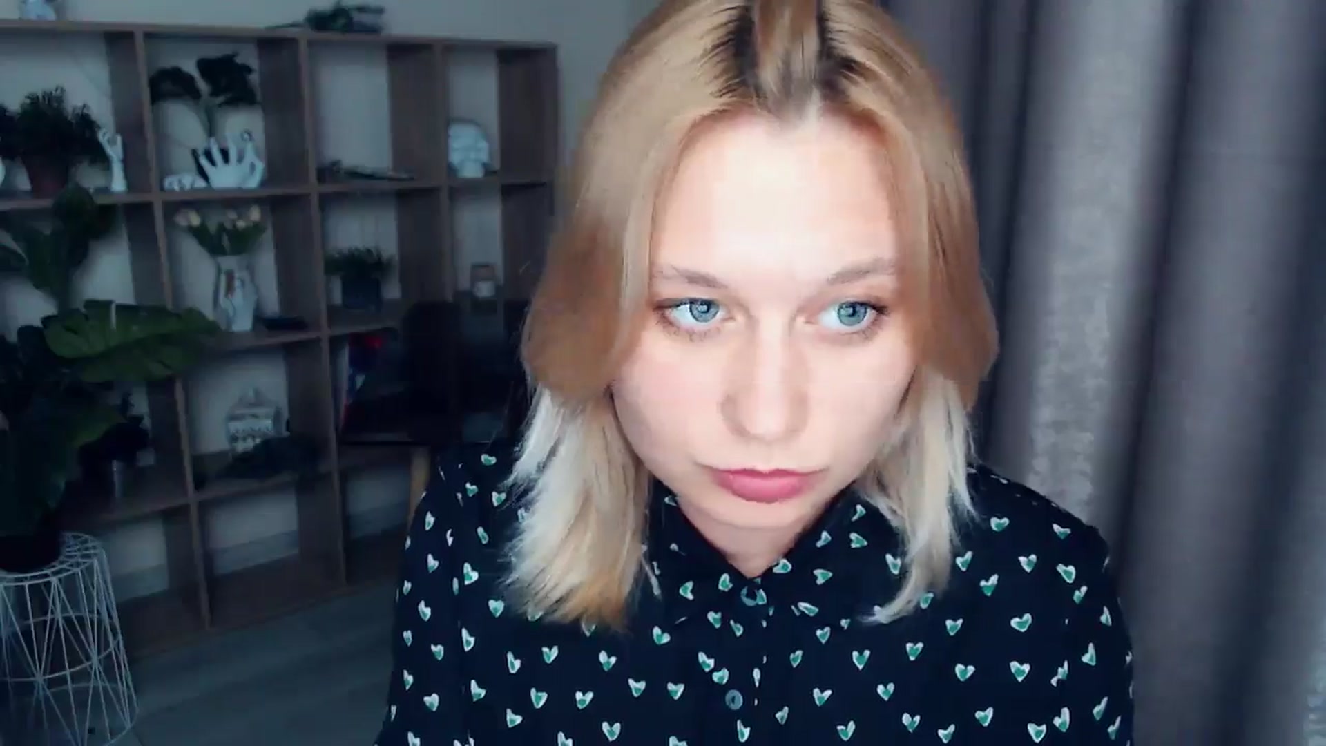 Gallery image thumbnail from Kukla_kolduna's myfreecams stream on, 04/18/2025, 18:04 image 2 of 20