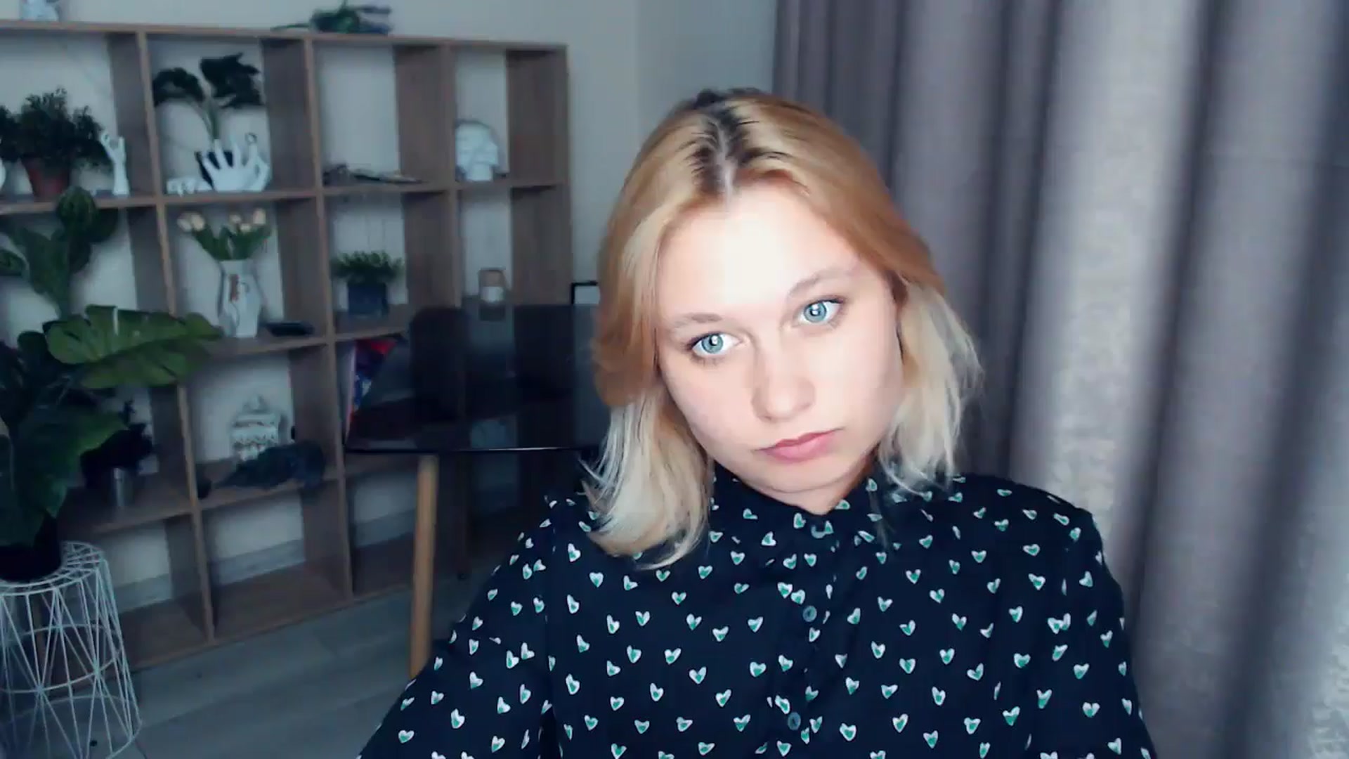 Gallery image thumbnail from Kukla_kolduna's myfreecams stream on, 04/18/2025, 18:04 image 8 of 20