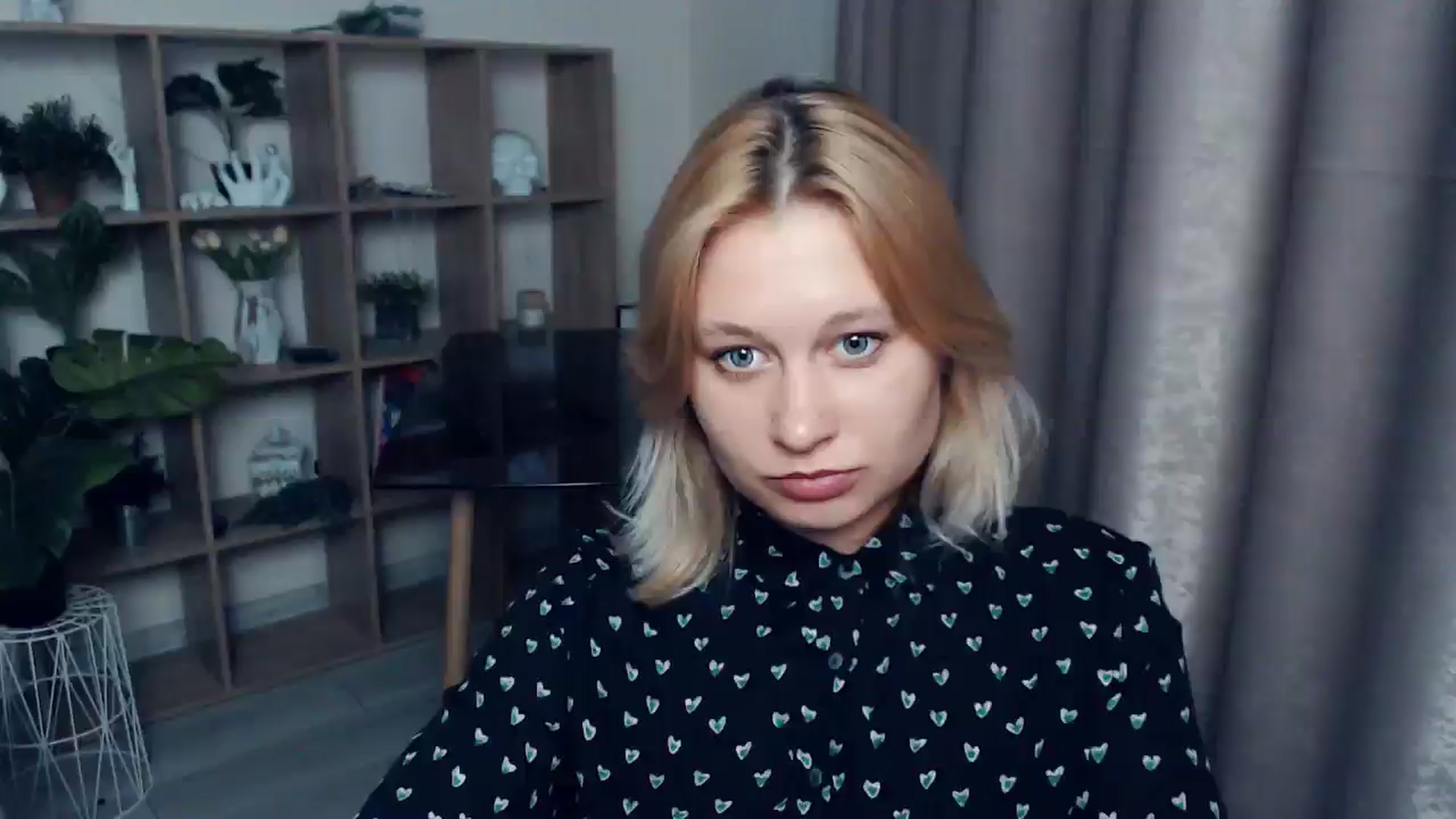 Gallery image thumbnail from Kukla_kolduna's myfreecams stream on, 04/18/2025, 18:04 image 10 of 20
