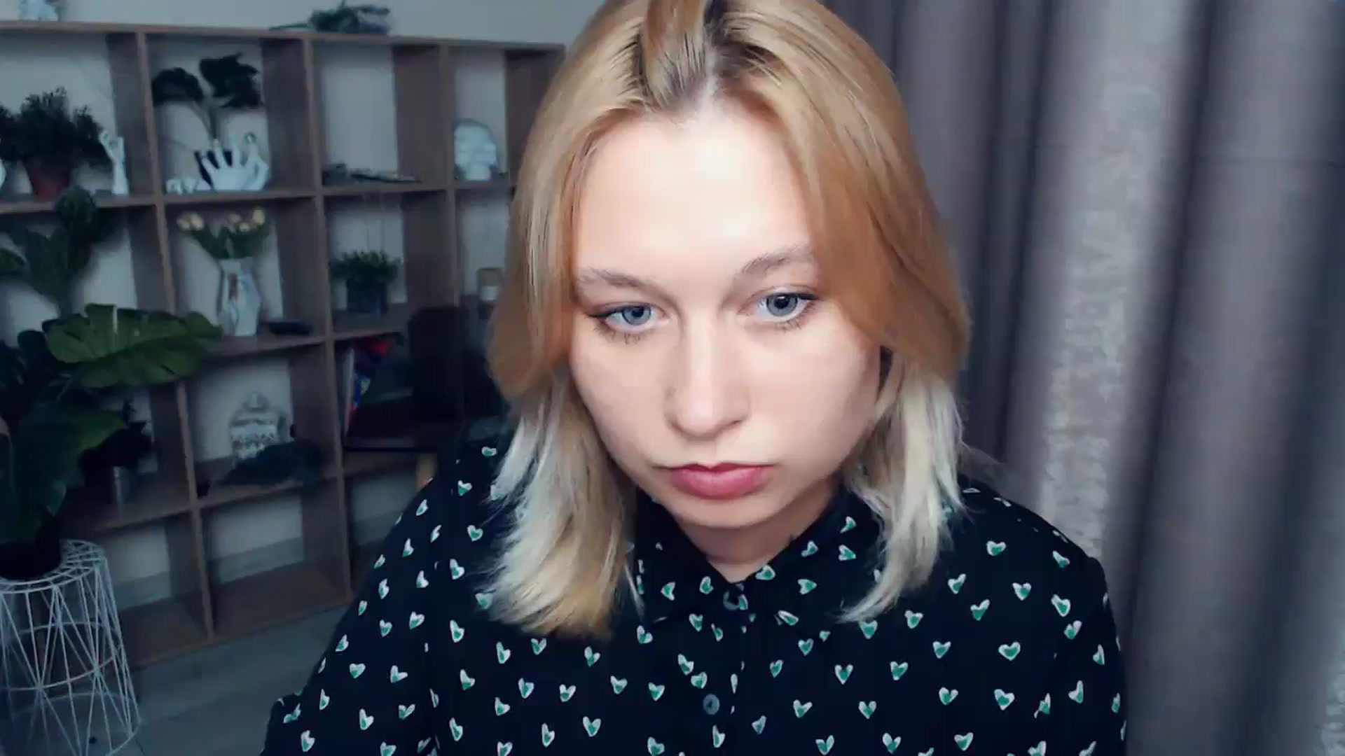 Gallery image thumbnail from Kukla_kolduna's myfreecams stream on, 04/18/2025, 18:04 image 1 of 20