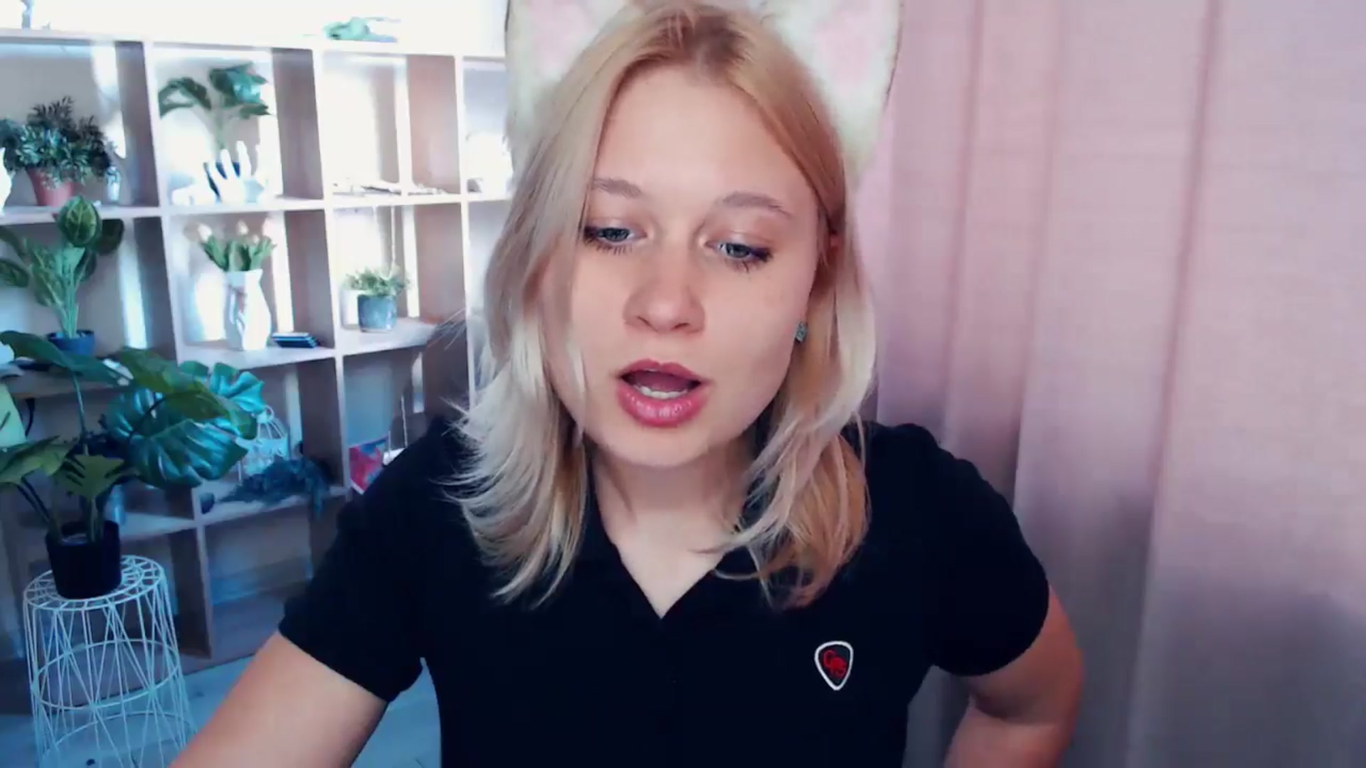 Gallery image thumbnail from Kukla_kolduna's myfreecams stream on, 04/23/2025, 16:01 image 14 of 20