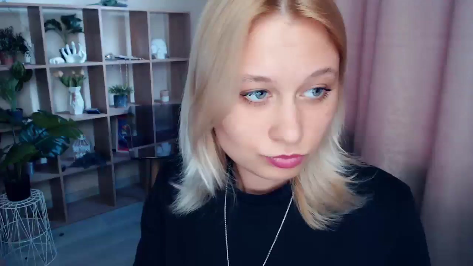 Gallery image thumbnail from Kukla_kolduna's myfreecams stream on, 04/24/2025, 16:09 image 20 of 20
