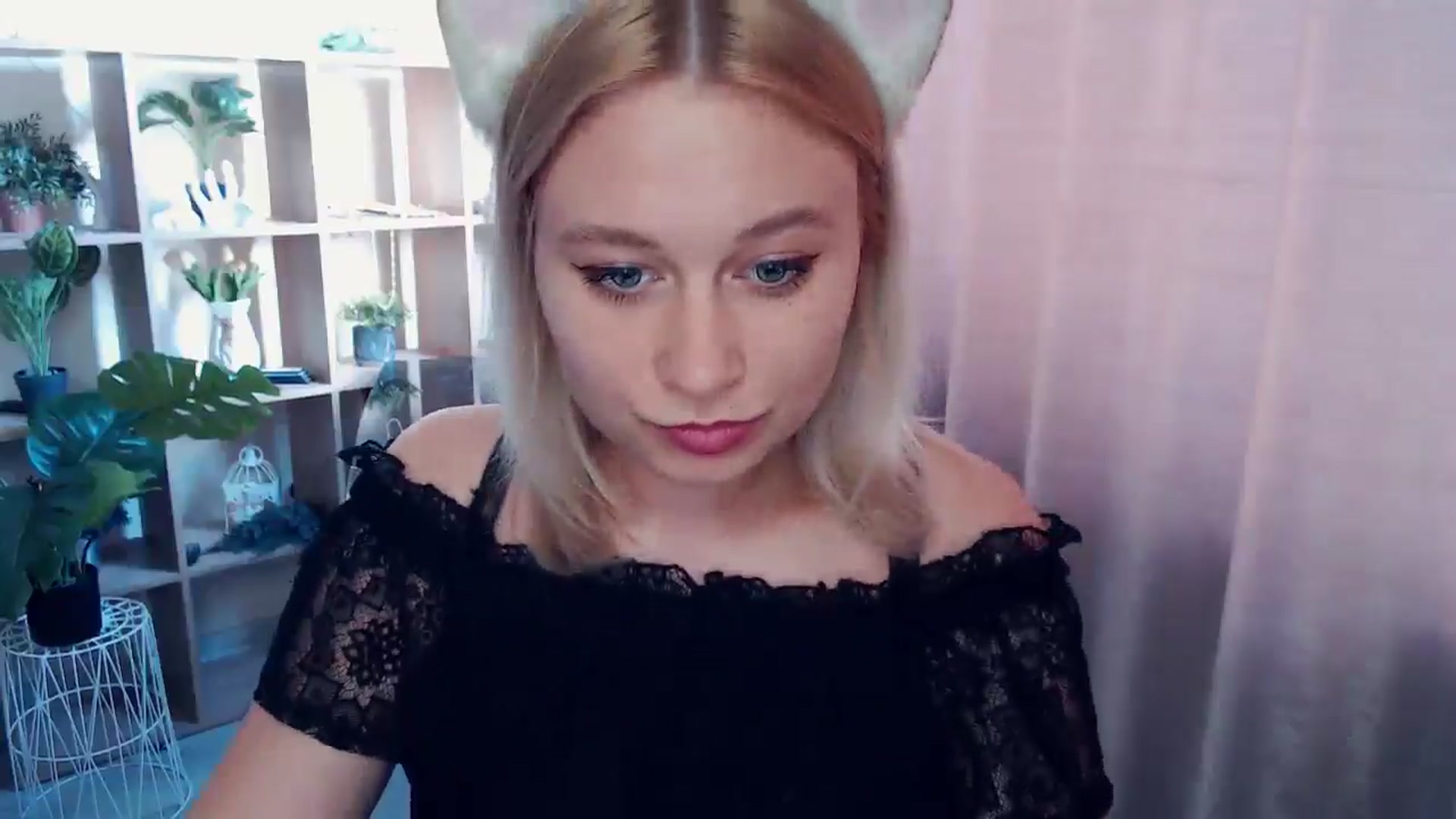 Gallery image thumbnail from Kukla_kolduna's myfreecams stream on, 04/26/2025, 15:36 image 11 of 20