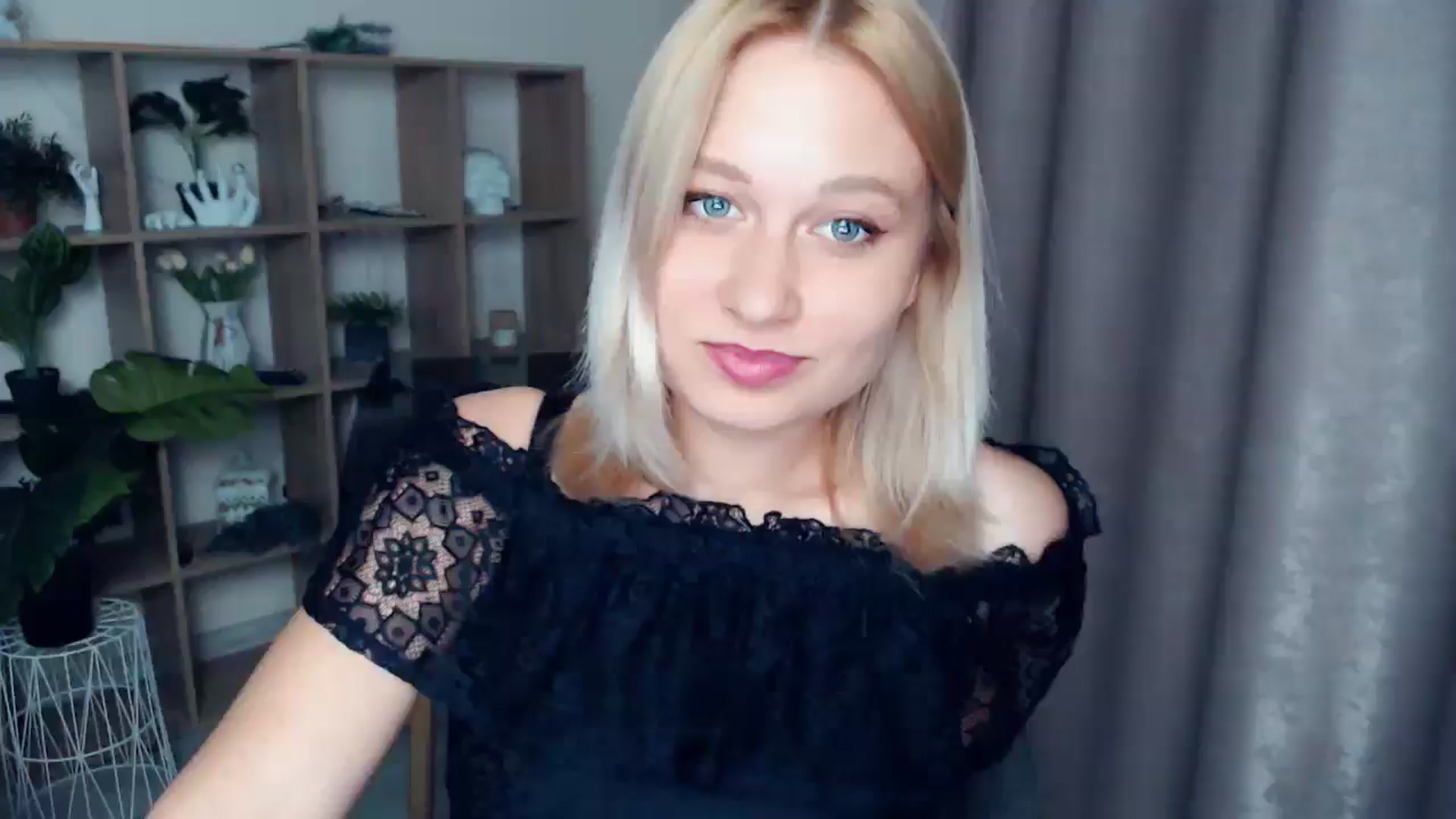 Gallery image thumbnail from Kukla_kolduna's myfreecams stream on, 04/26/2025, 18:06 image 11 of 20