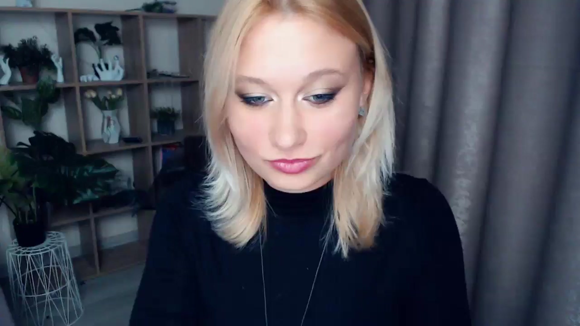 Gallery image thumbnail from Kukla_kolduna's myfreecams stream on, 04/30/2025, 18:30 image 8 of 20
