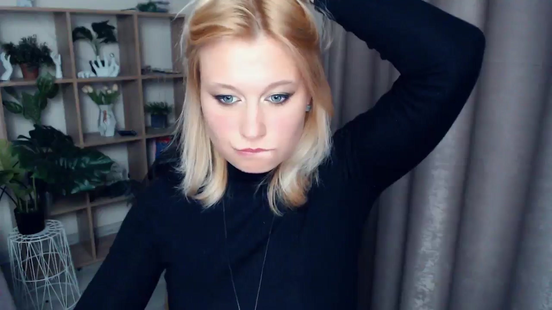 Gallery image thumbnail from Kukla_kolduna's myfreecams stream on, 04/30/2025, 18:30 image 20 of 20