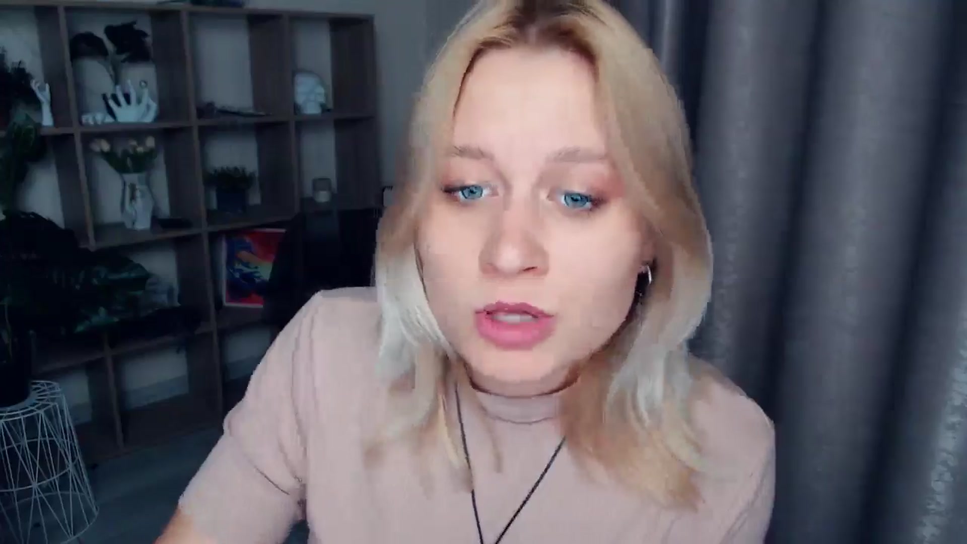 Gallery image thumbnail from Kukla_kolduna's myfreecams stream on, 05/01/2025, 18:10 image 6 of 20