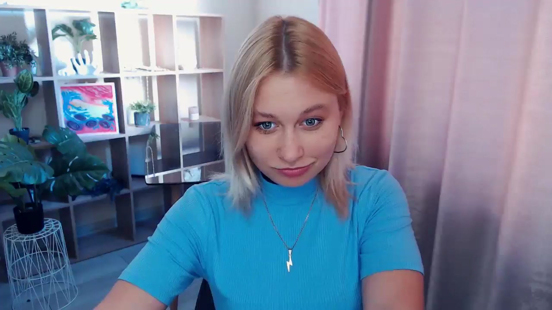 Gallery image thumbnail from Kukla_kolduna's myfreecams stream on, 05/02/2025, 15:52 image 6 of 20