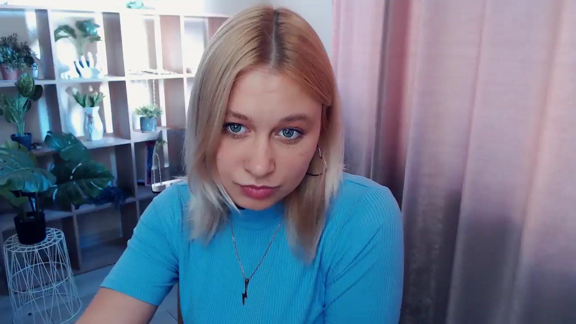 Gallery image thumbnail from Kukla_kolduna's myfreecams stream on, 05/02/2025, 15:52 image 8 of 20