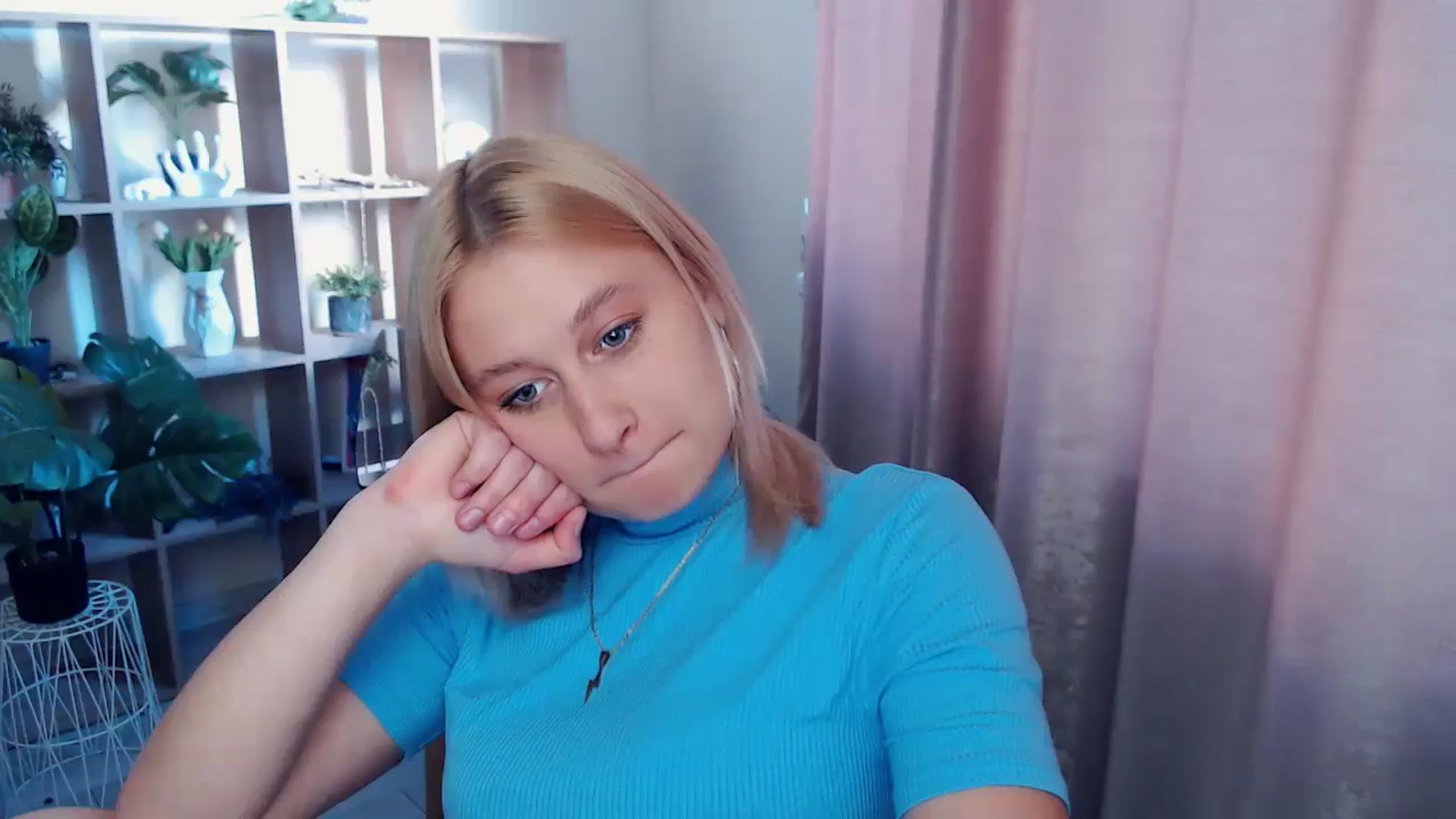 Gallery image thumbnail from Kukla_kolduna's myfreecams stream on, 05/02/2025, 15:52 image 20 of 20