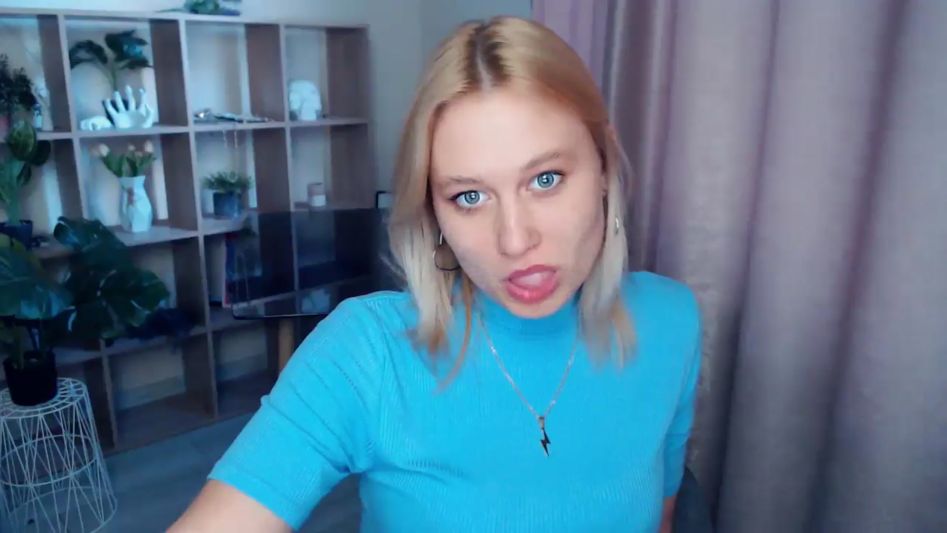 Gallery image thumbnail from Kukla_kolduna's myfreecams stream on, 05/02/2025, 18:02 image 5 of 20