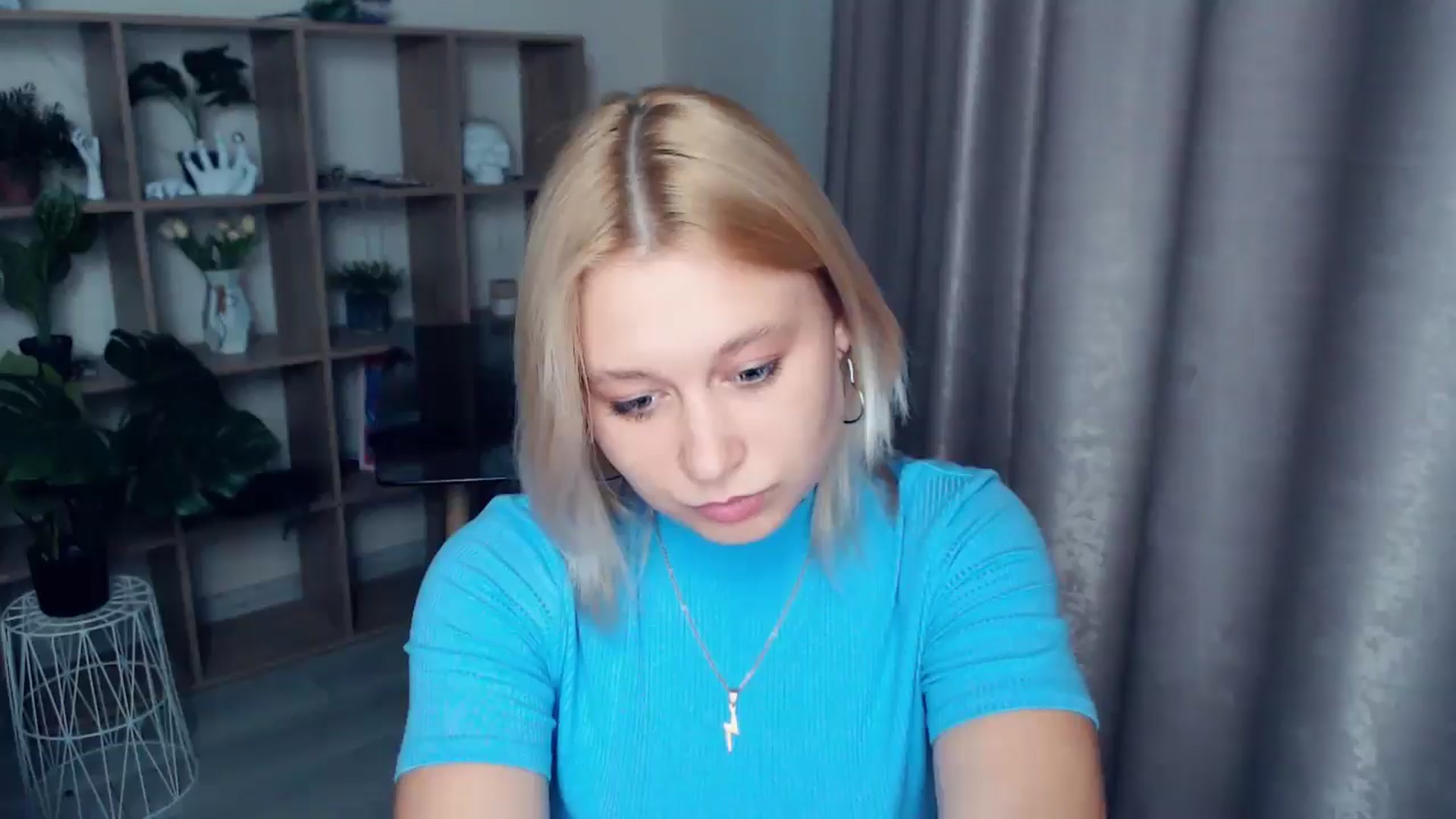 Gallery image thumbnail from Kukla_kolduna's myfreecams stream on, 05/02/2025, 18:02 image 17 of 20
