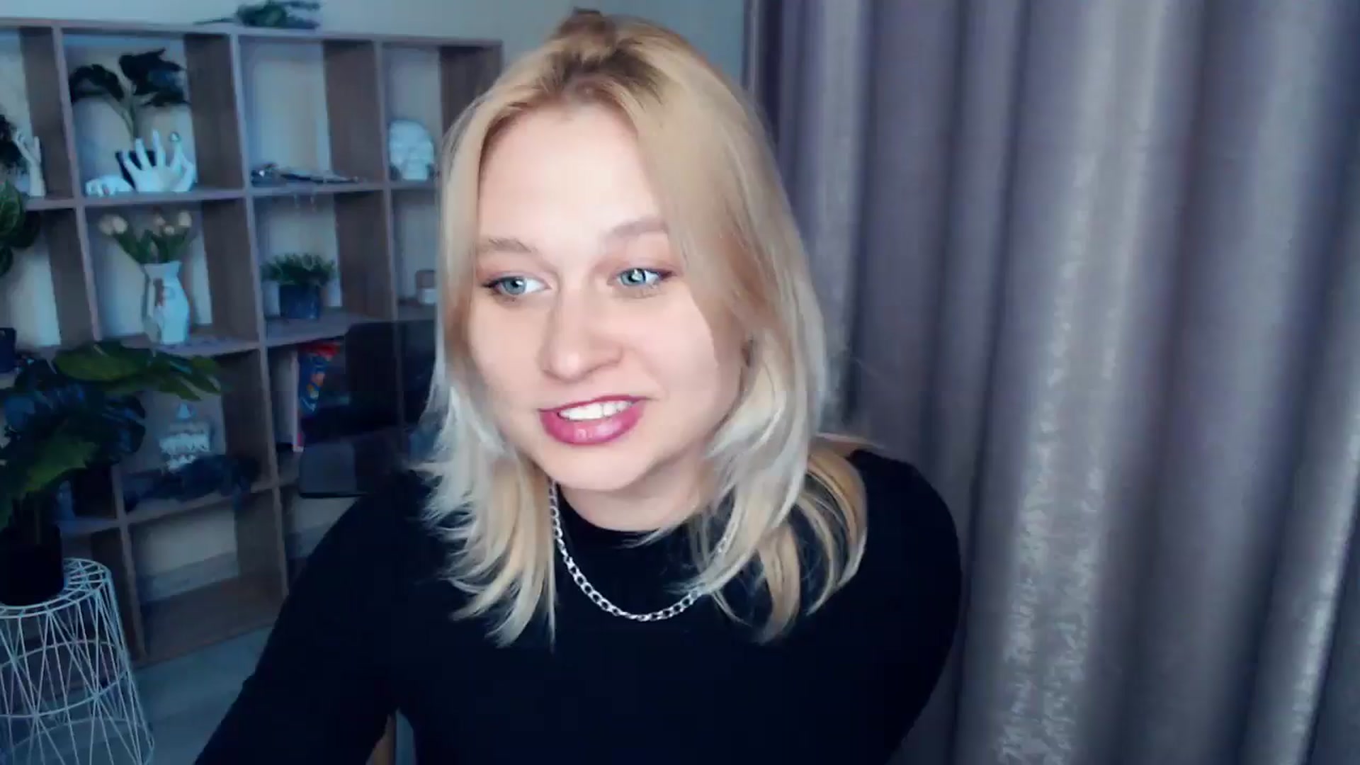 Gallery image thumbnail from Kukla_kolduna's myfreecams stream on, 05/04/2025, 18:05 image 1 of 20
