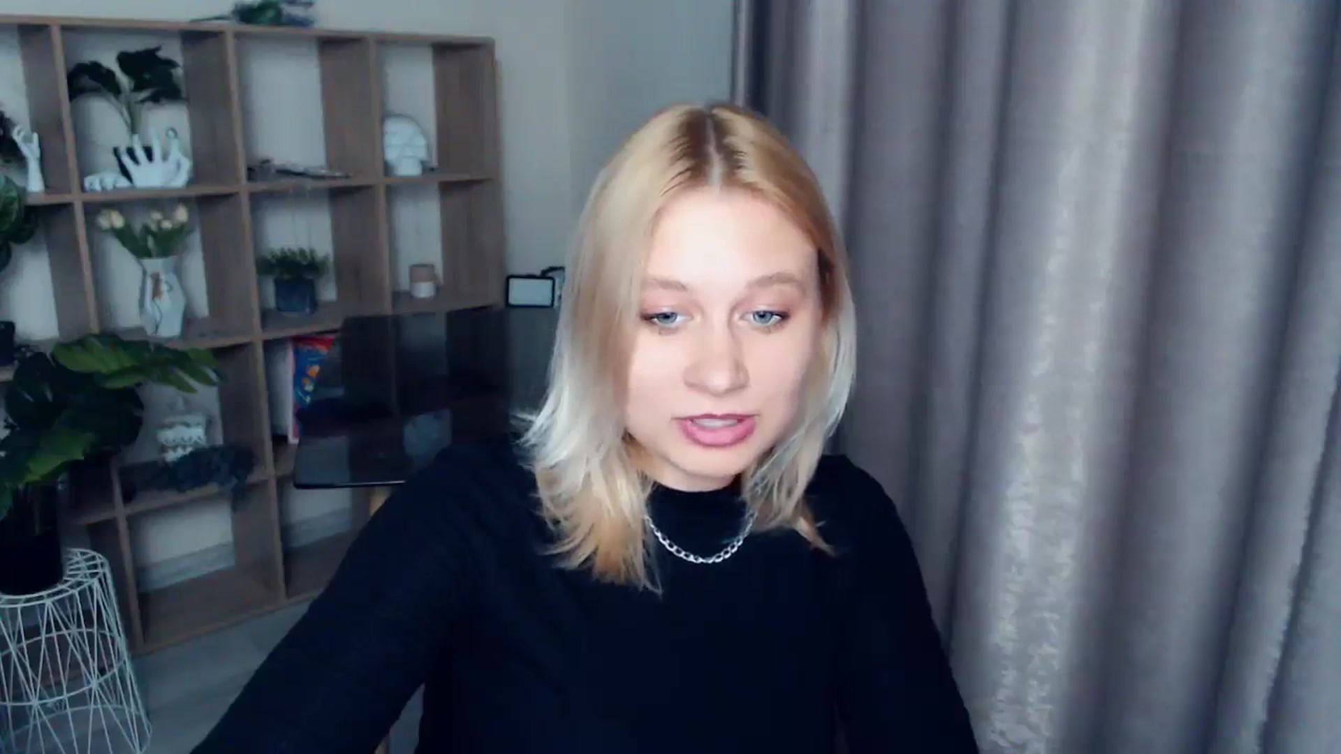 Gallery image thumbnail from Kukla_kolduna's myfreecams stream on, 05/04/2025, 18:05 image 13 of 20
