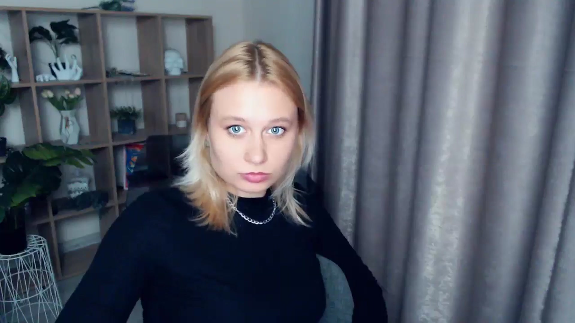Gallery image thumbnail from Kukla_kolduna's myfreecams stream on, 05/04/2025, 18:05 image 14 of 20