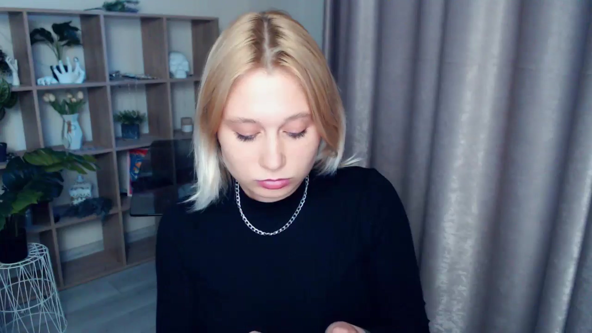 Gallery image thumbnail from Kukla_kolduna's myfreecams stream on, 05/04/2025, 18:05 image 5 of 20