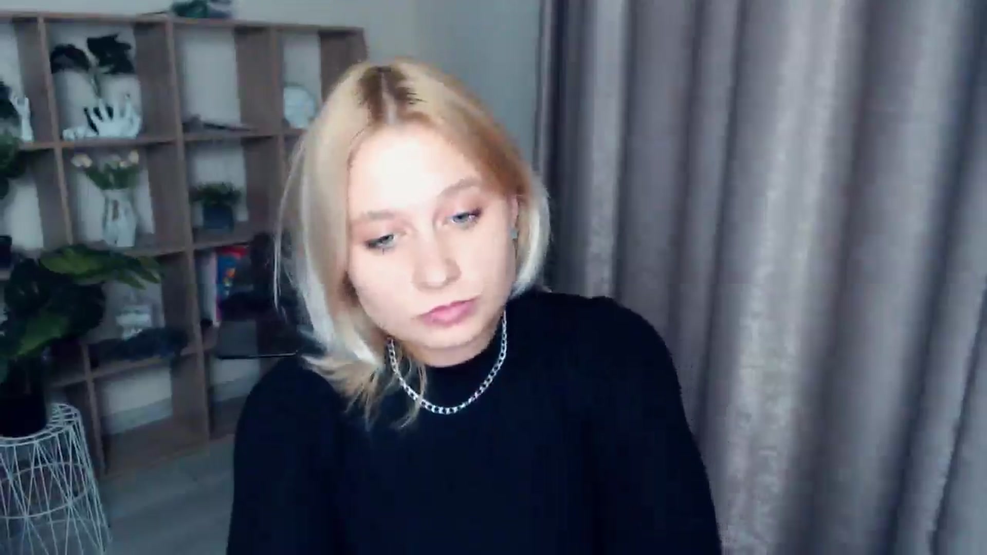 Gallery image thumbnail from Kukla_kolduna's myfreecams stream on, 05/04/2025, 18:05 image 18 of 20