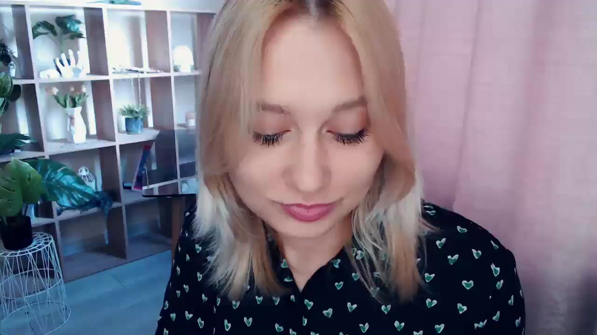 Gallery image thumbnail from Kukla_kolduna's myfreecams stream on, 05/09/2025, 15:47 image 2 of 20