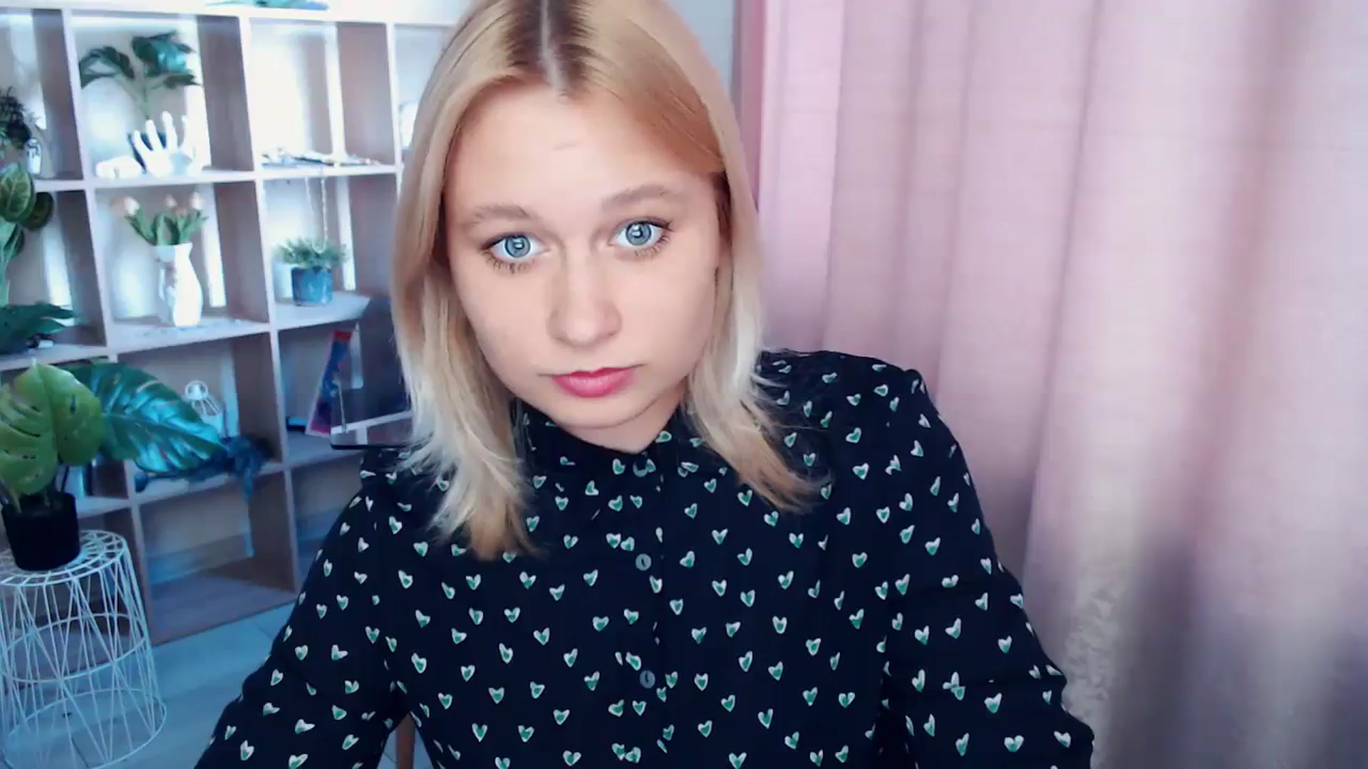 Gallery image thumbnail from Kukla_kolduna's myfreecams stream on, 05/09/2025, 15:47 image 18 of 20