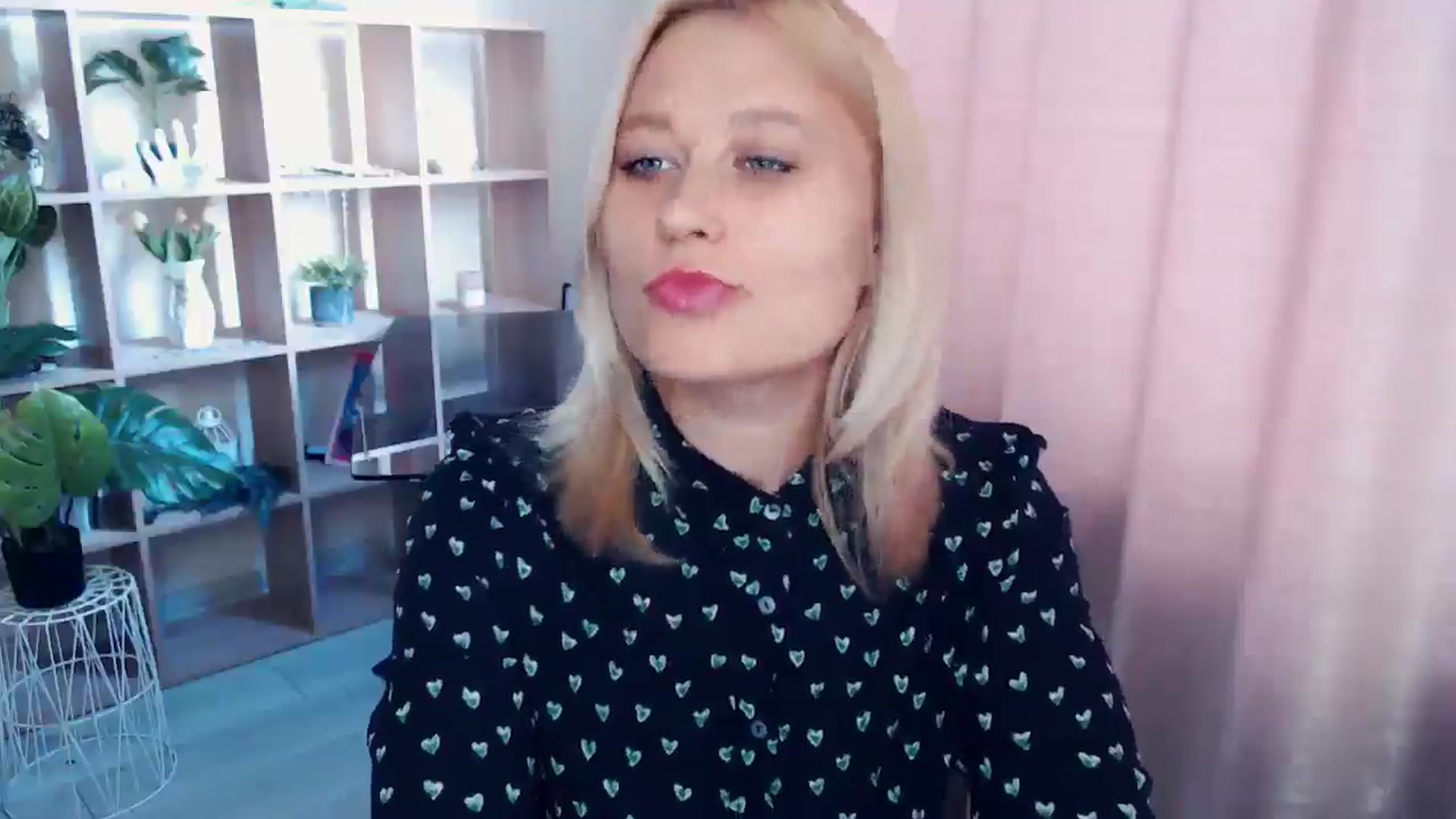 Gallery image thumbnail from Kukla_kolduna's myfreecams stream on, 05/09/2025, 15:47 image 9 of 20