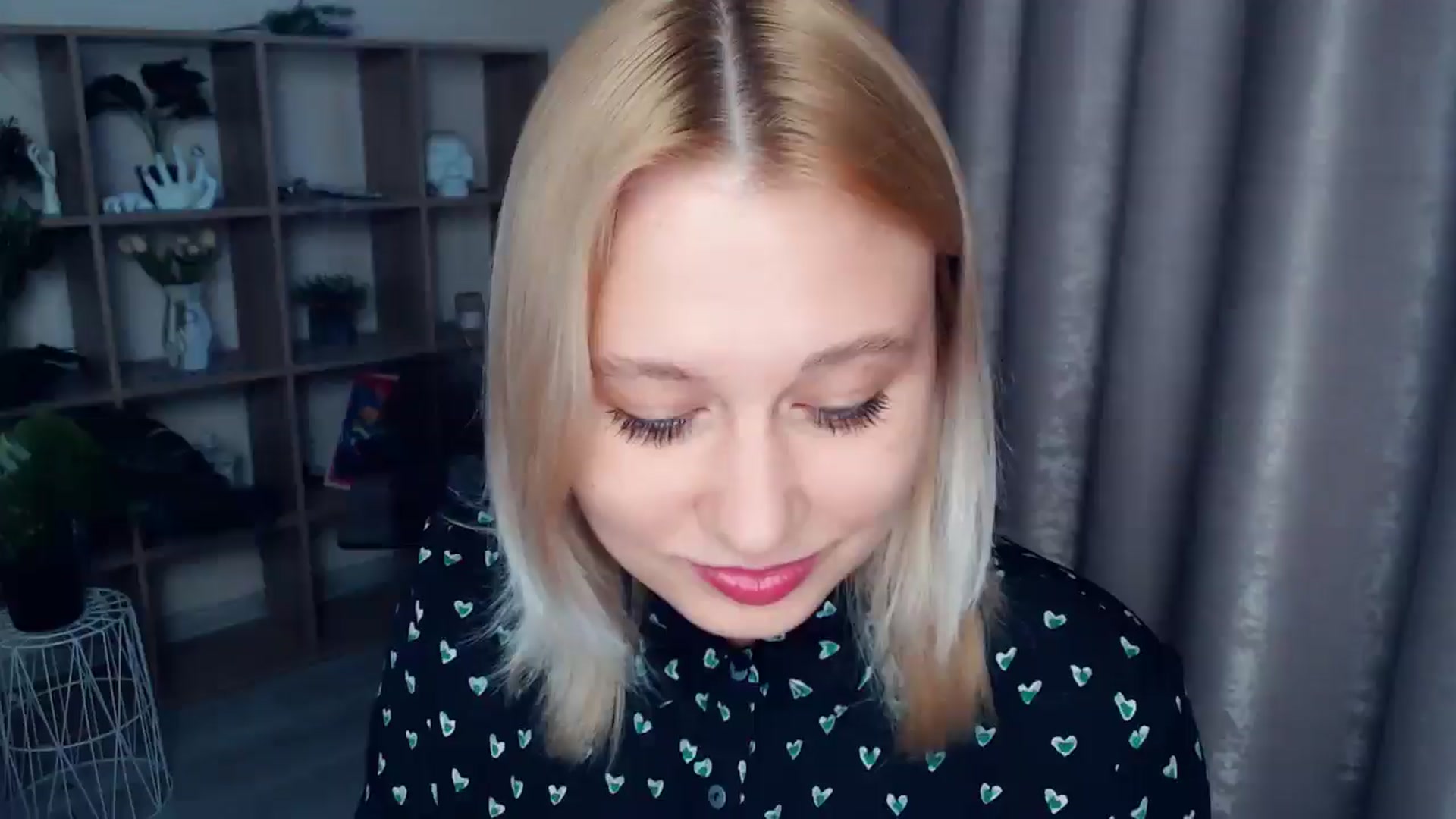 Gallery image thumbnail from Kukla_kolduna's myfreecams stream on, 05/09/2025, 18:15 image 7 of 20