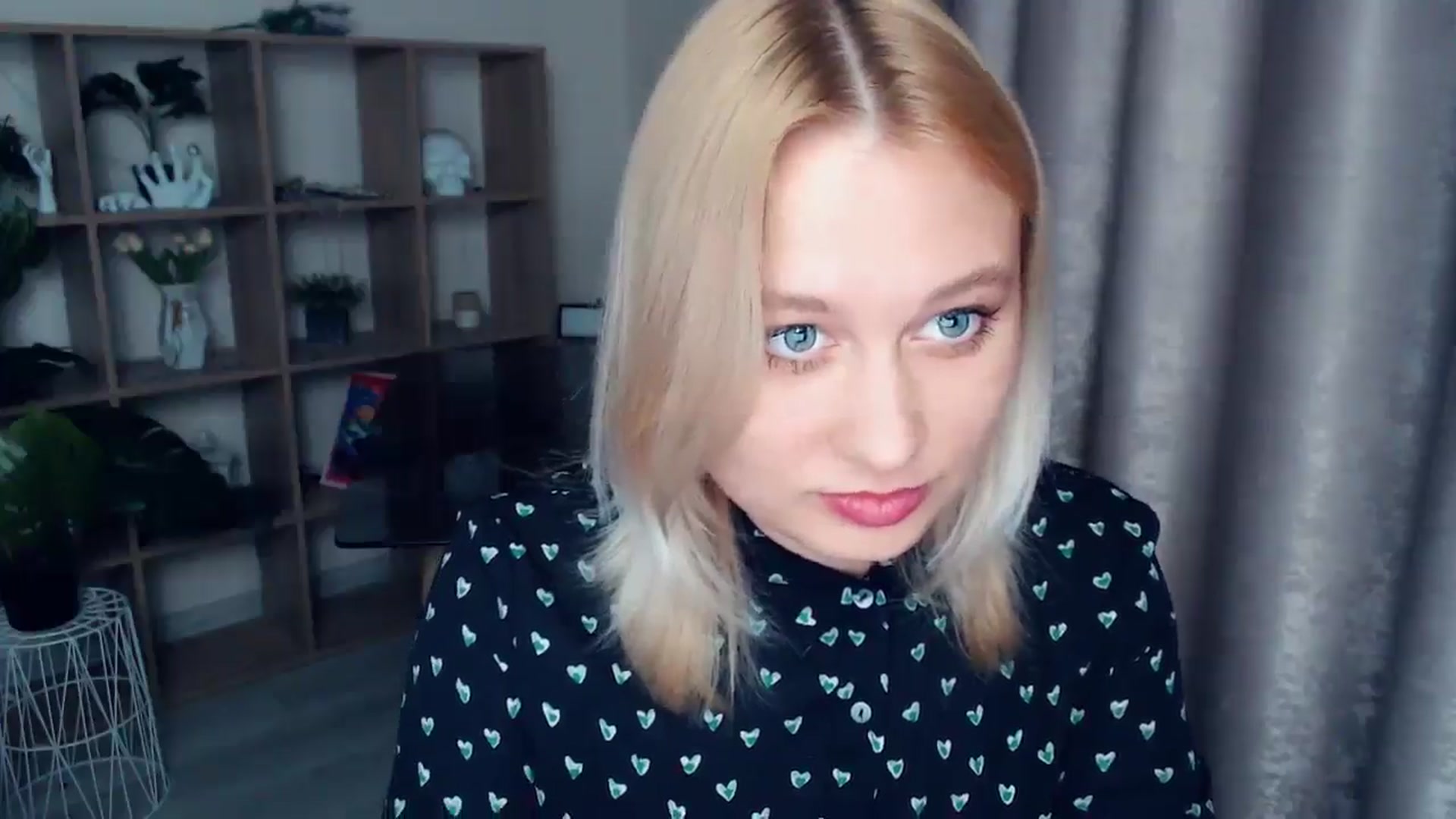 Gallery image thumbnail from Kukla_kolduna's myfreecams stream on, 05/09/2025, 18:15 image 18 of 20