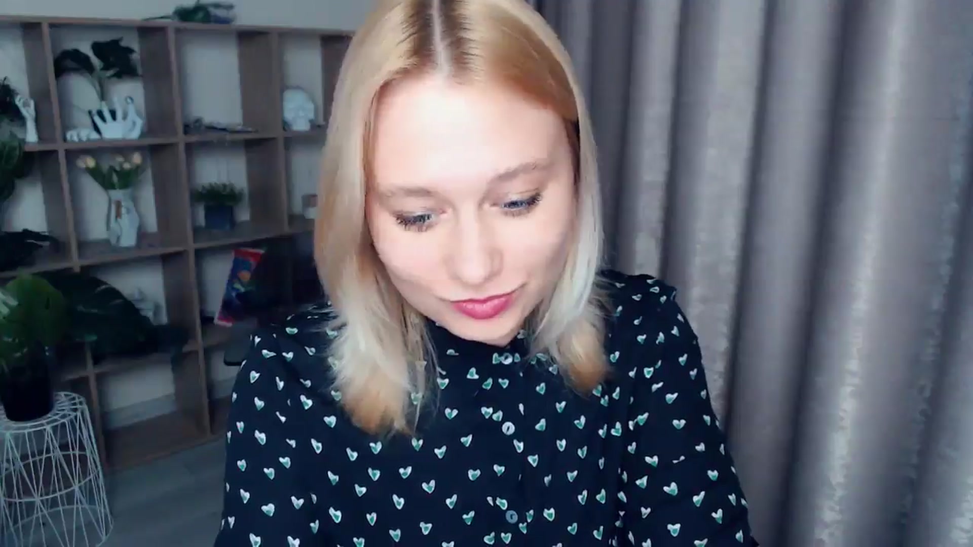 Gallery image thumbnail from Kukla_kolduna's myfreecams stream on, 05/09/2025, 18:15 image 12 of 20