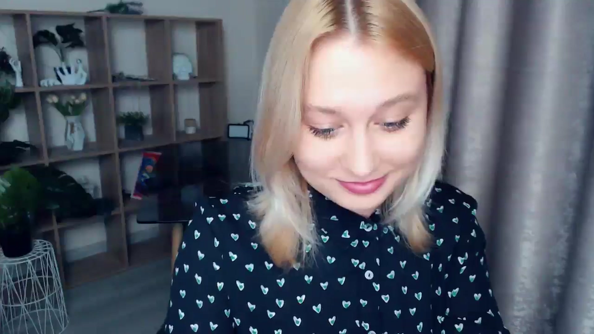 Gallery image thumbnail from Kukla_kolduna's myfreecams stream on, 05/09/2025, 18:15 image 15 of 20