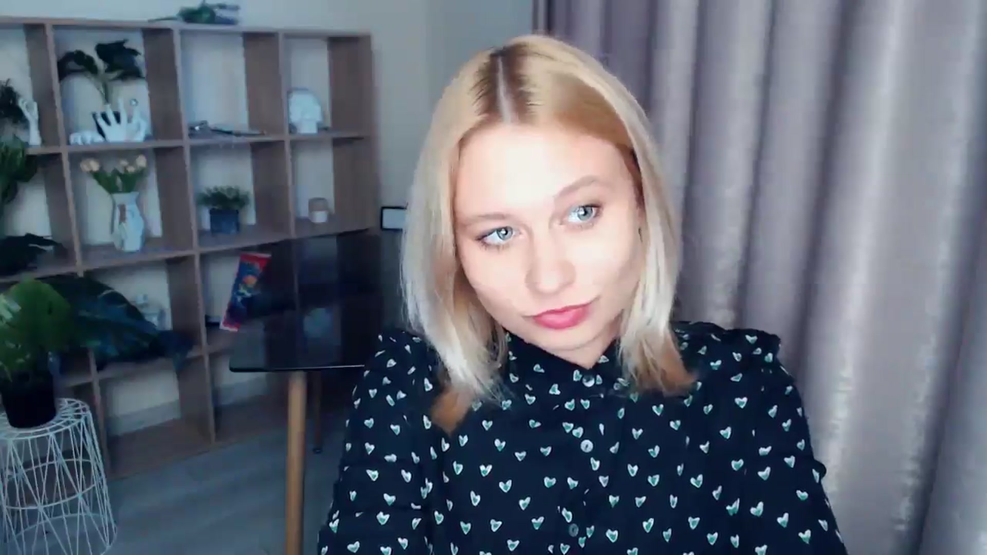 Gallery image thumbnail from Kukla_kolduna's myfreecams stream on, 05/09/2025, 18:15 image 5 of 20