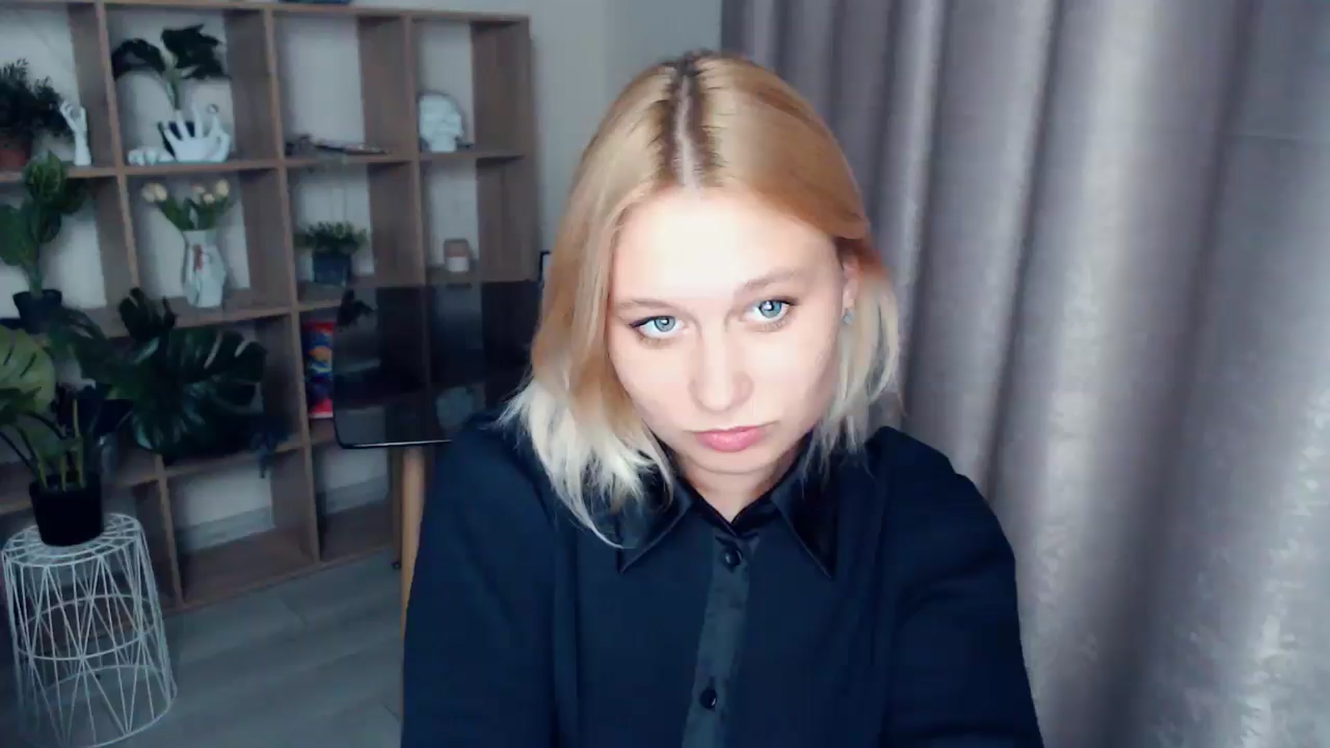 Gallery image thumbnail from Kukla_kolduna's myfreecams stream on, 05/10/2025, 18:09 image 17 of 20