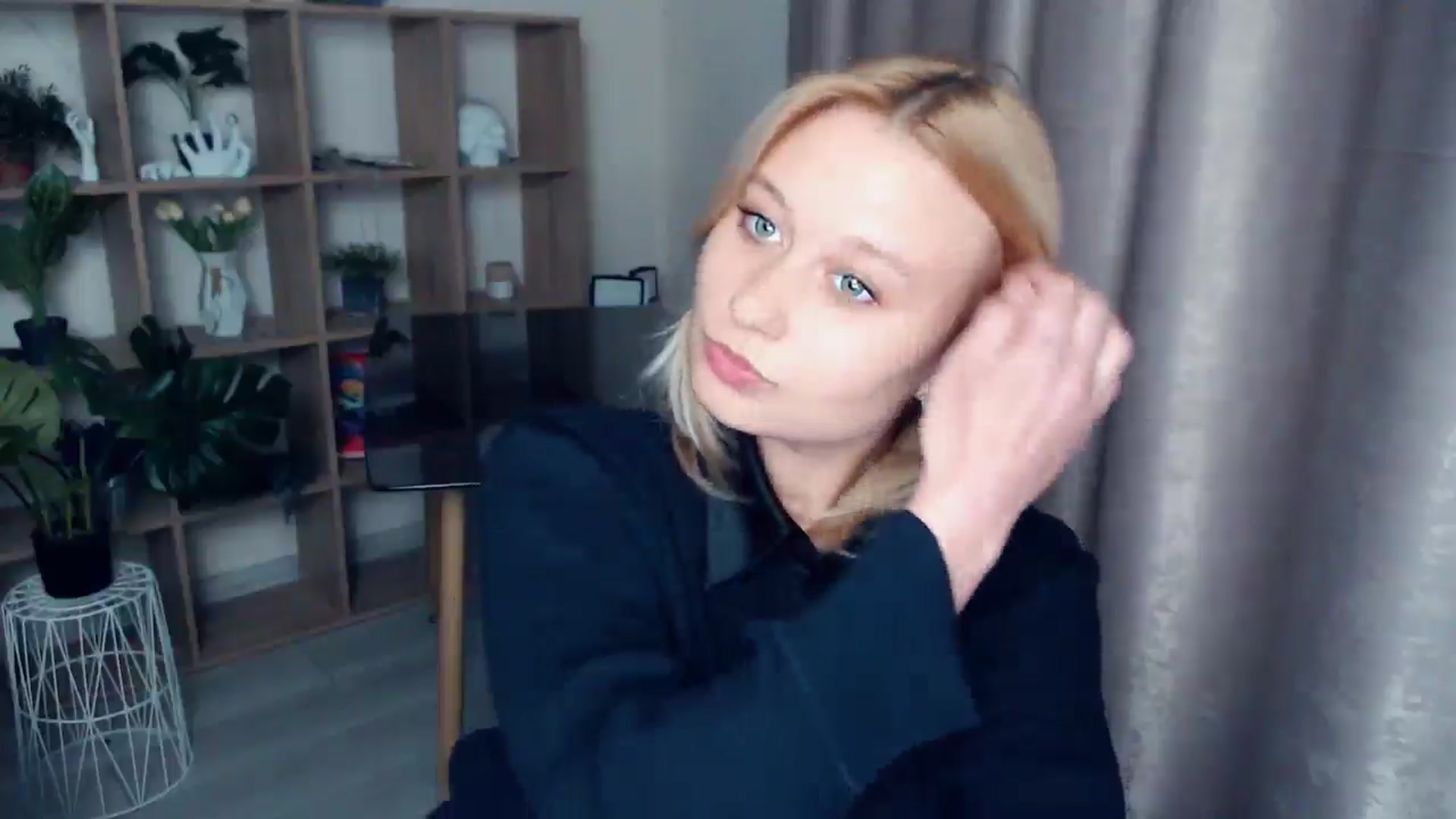 Gallery image thumbnail from Kukla_kolduna's myfreecams stream on, 05/10/2025, 18:09 image 19 of 20