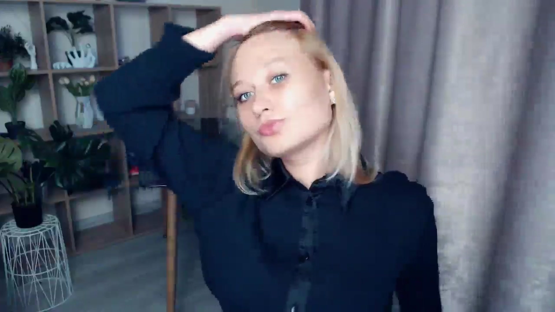 Gallery image thumbnail from Kukla_kolduna's myfreecams stream on, 05/10/2025, 18:09 image 6 of 20