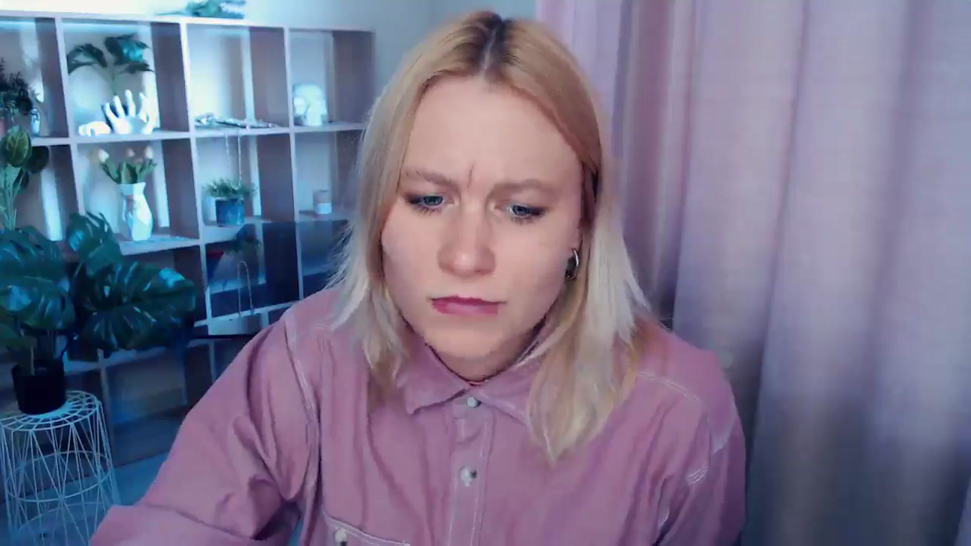 Gallery image thumbnail from Kukla_kolduna's myfreecams stream on, 05/11/2025, 15:29 image 4 of 20